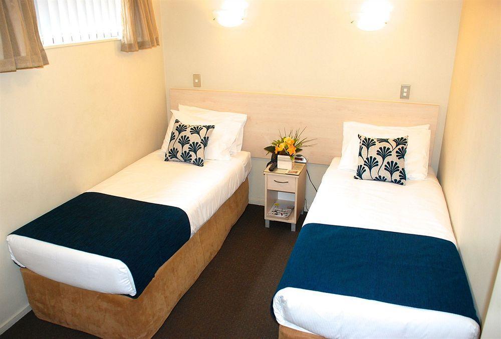 166 Majestic Court Motel Christchurch Extérieur photo