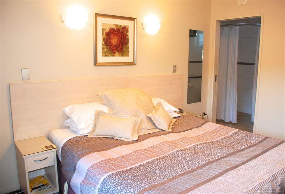 166 Majestic Court Motel Christchurch Extérieur photo