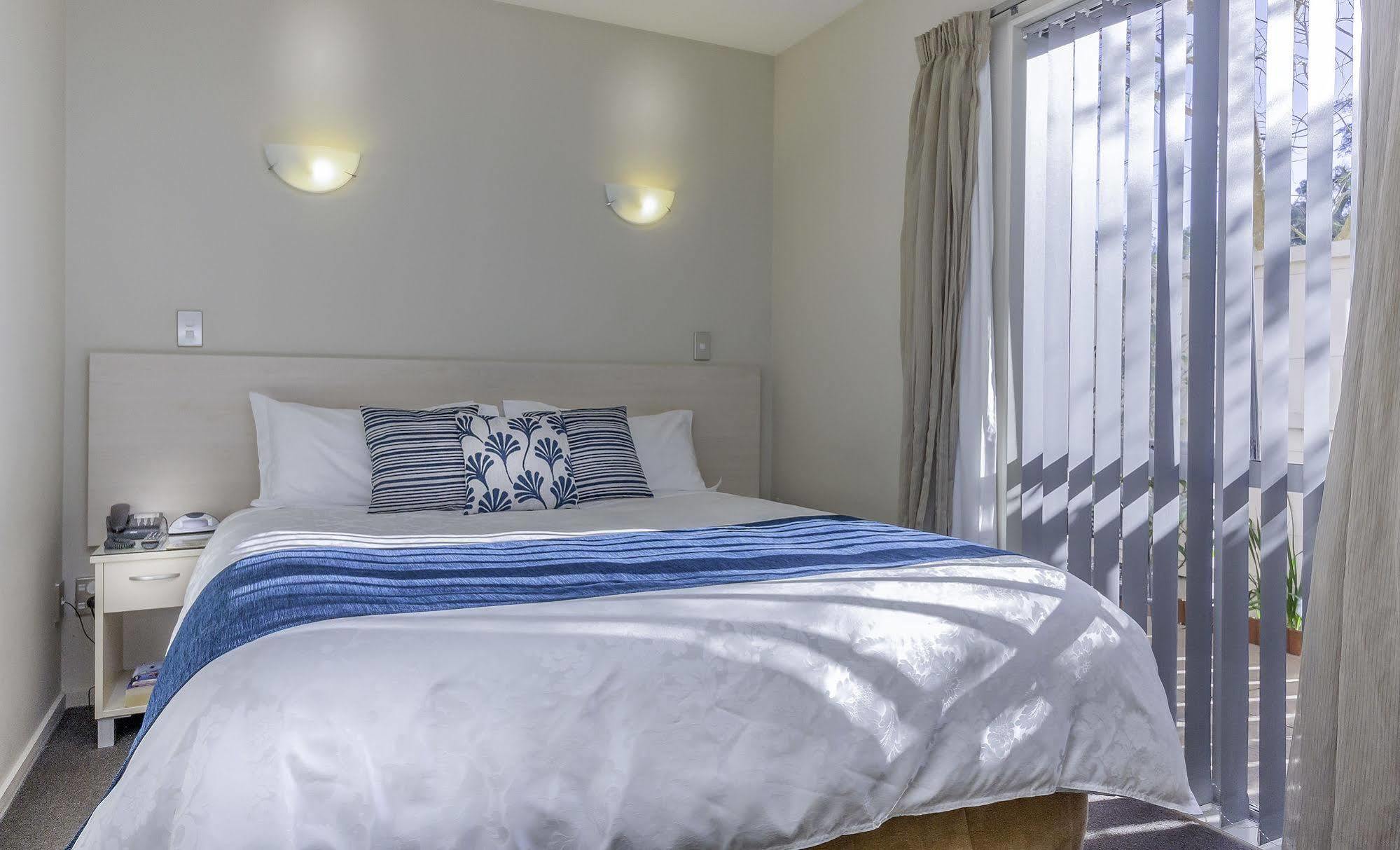 166 Majestic Court Motel Christchurch Extérieur photo