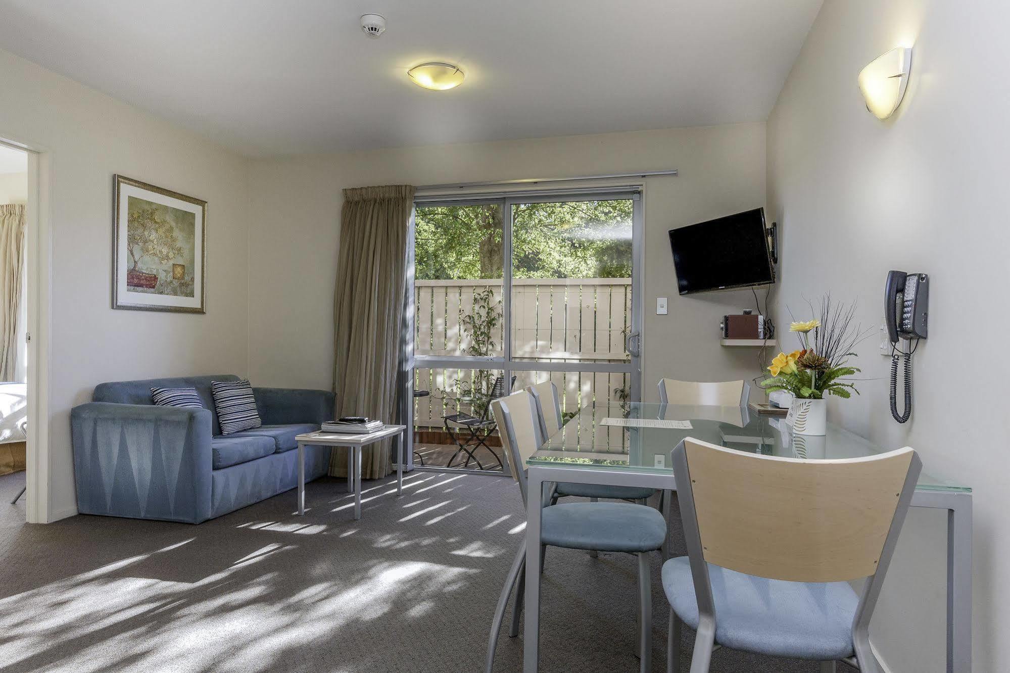 166 Majestic Court Motel Christchurch Extérieur photo