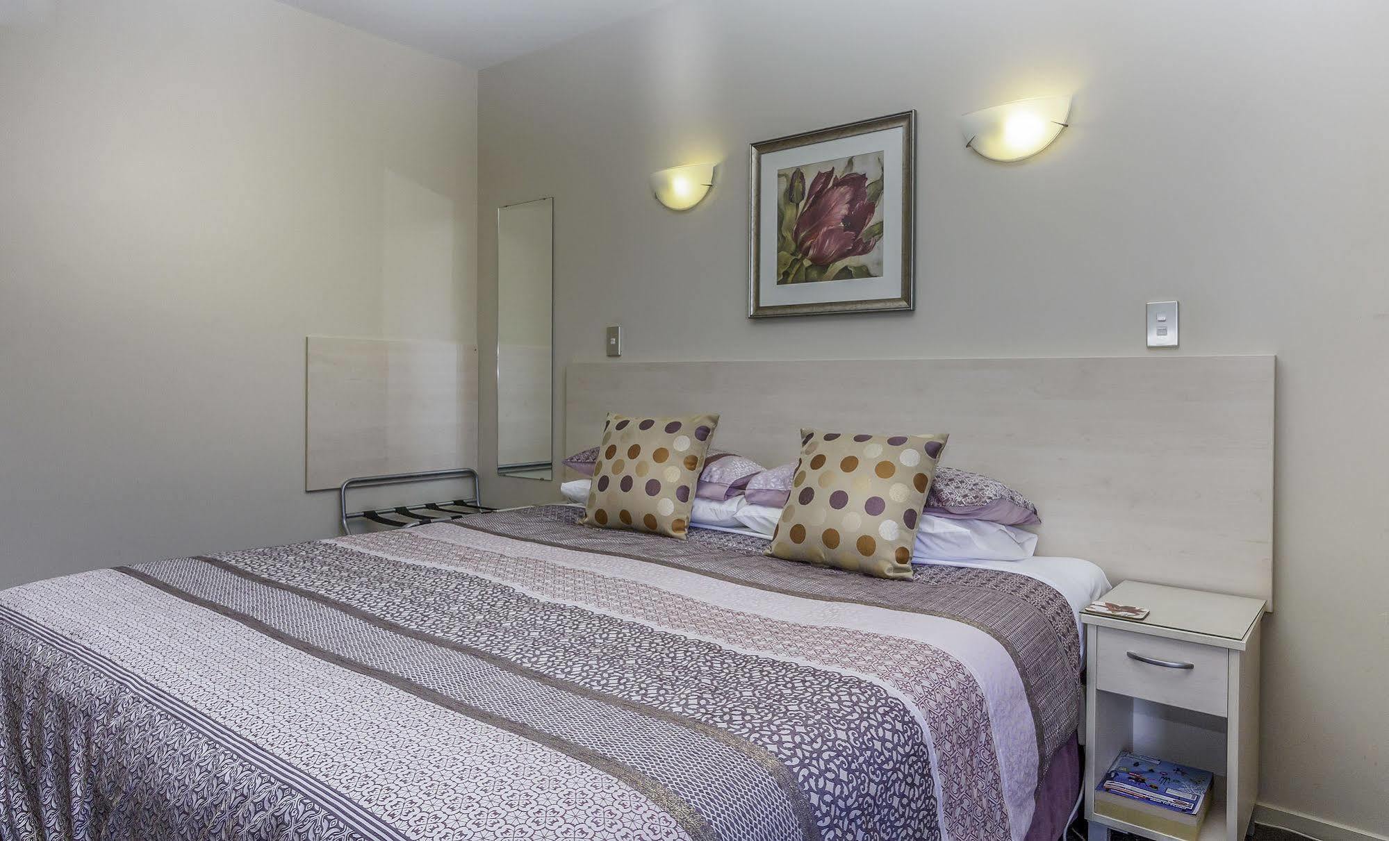 166 Majestic Court Motel Christchurch Extérieur photo